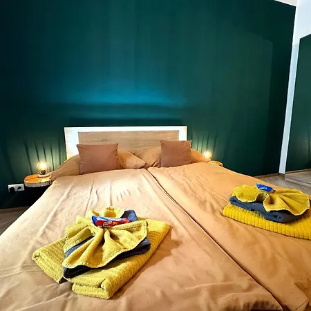 Modern 2br Vrsovice - Calm - Netflix Prag